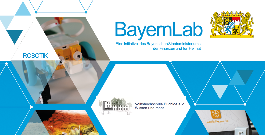 VHS Robotik Ein Plakat mit verschiedenen Waben-Mustern, welche die Logos der beteiligten Kooperationspartner beinhalten. Das BayernLab Kaufbeuren und der VHS Buchloe.